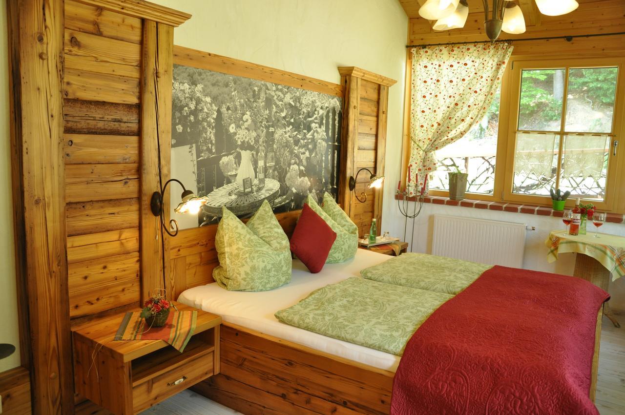 Bed and Breakfast Gmiatliche Stubm Лойперсдорф-бай-Фюрстенфельд Экстерьер фото