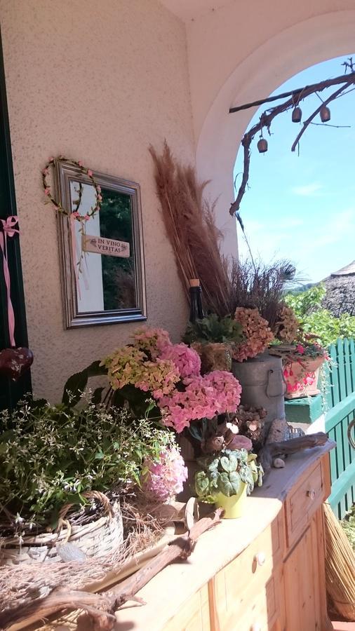 Bed and Breakfast Gmiatliche Stubm Лойперсдорф-бай-Фюрстенфельд Экстерьер фото